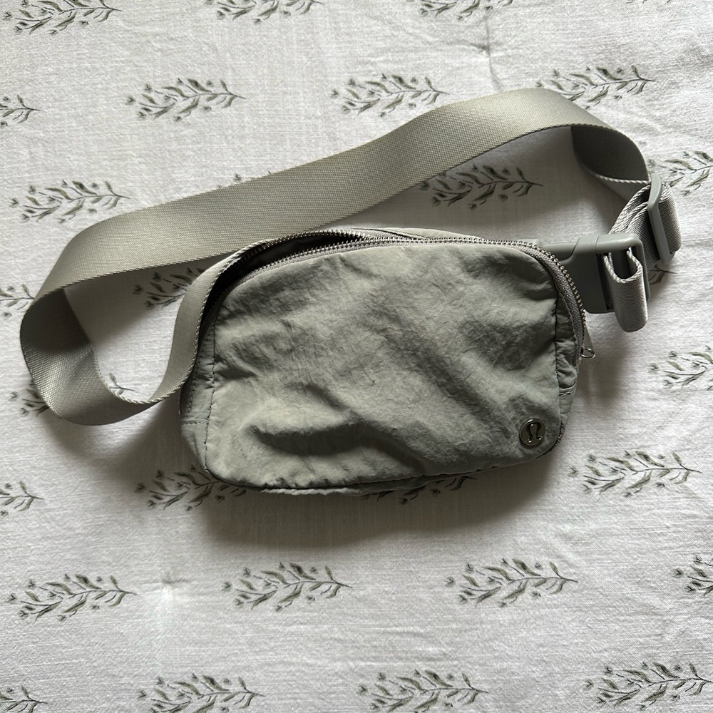 Lululemon Belt Bag 1L